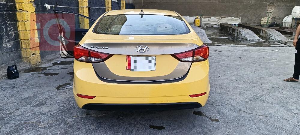 هیوندای ئەلەنترا